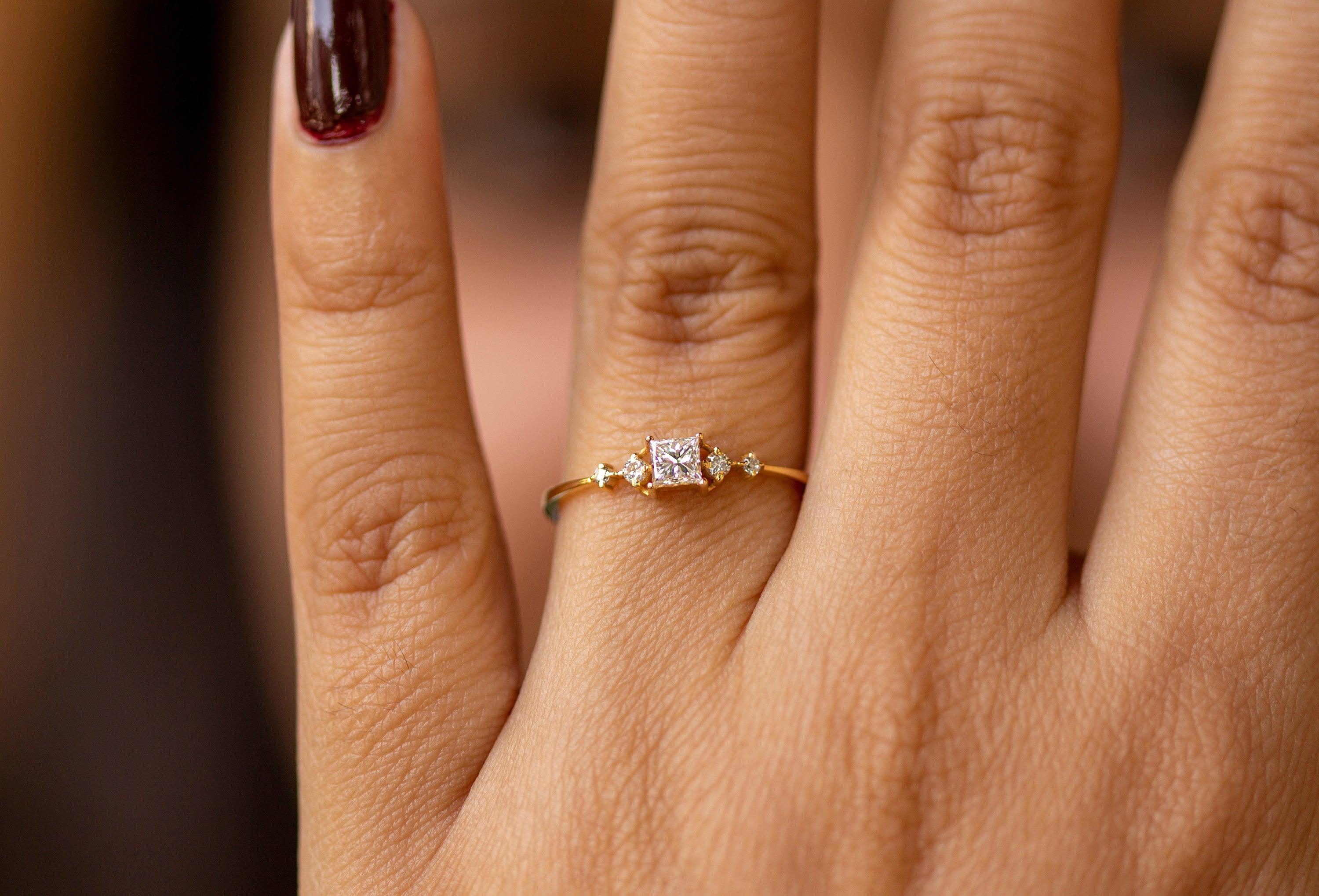 Princess Cut Diamond Wedding Band / 14k Gold Princess Cut and Round Diamond Women's Wedding Ring Available in Rose Gold White Gold